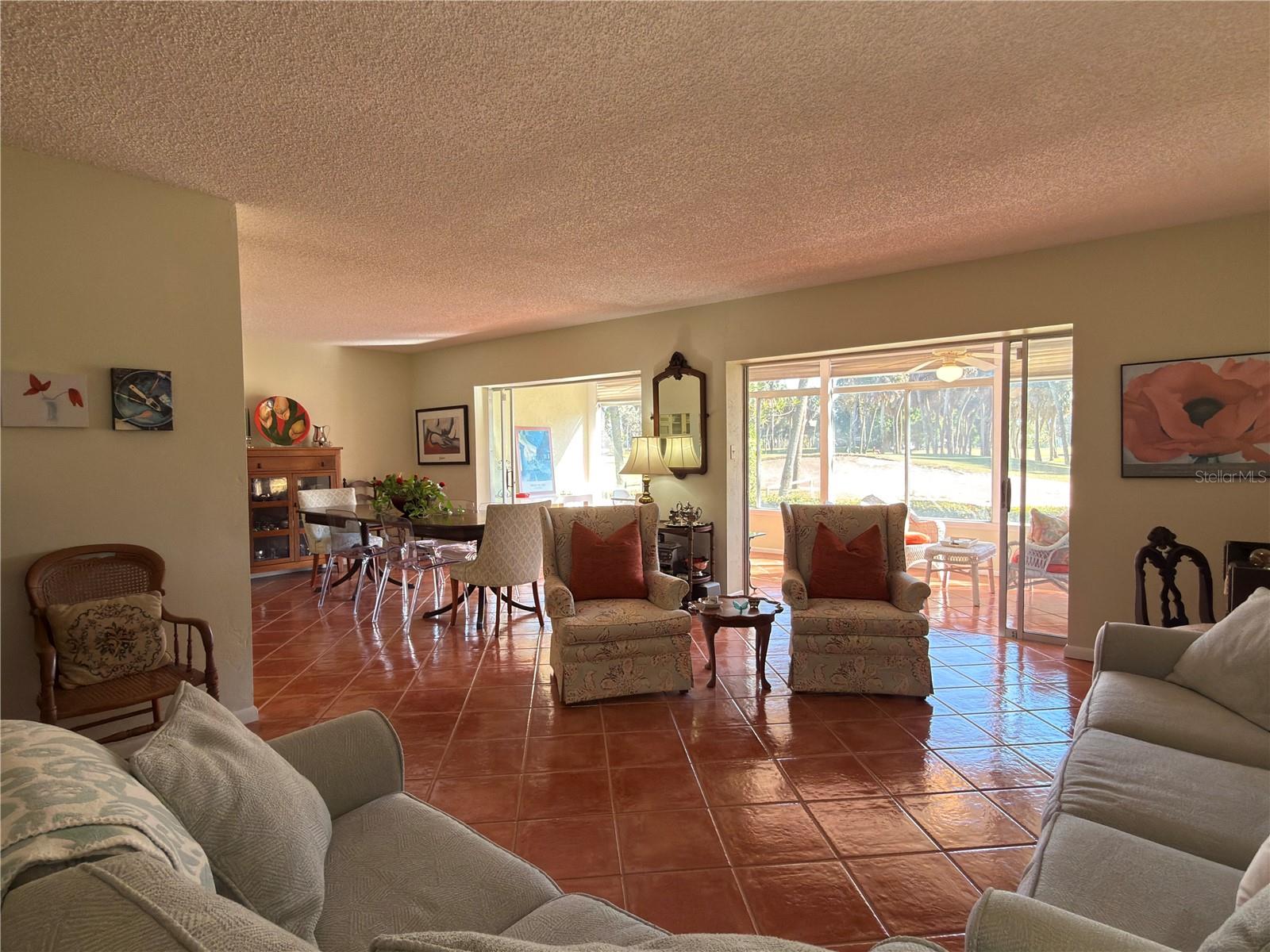 EL RIO GARDEN CONDO - Residential