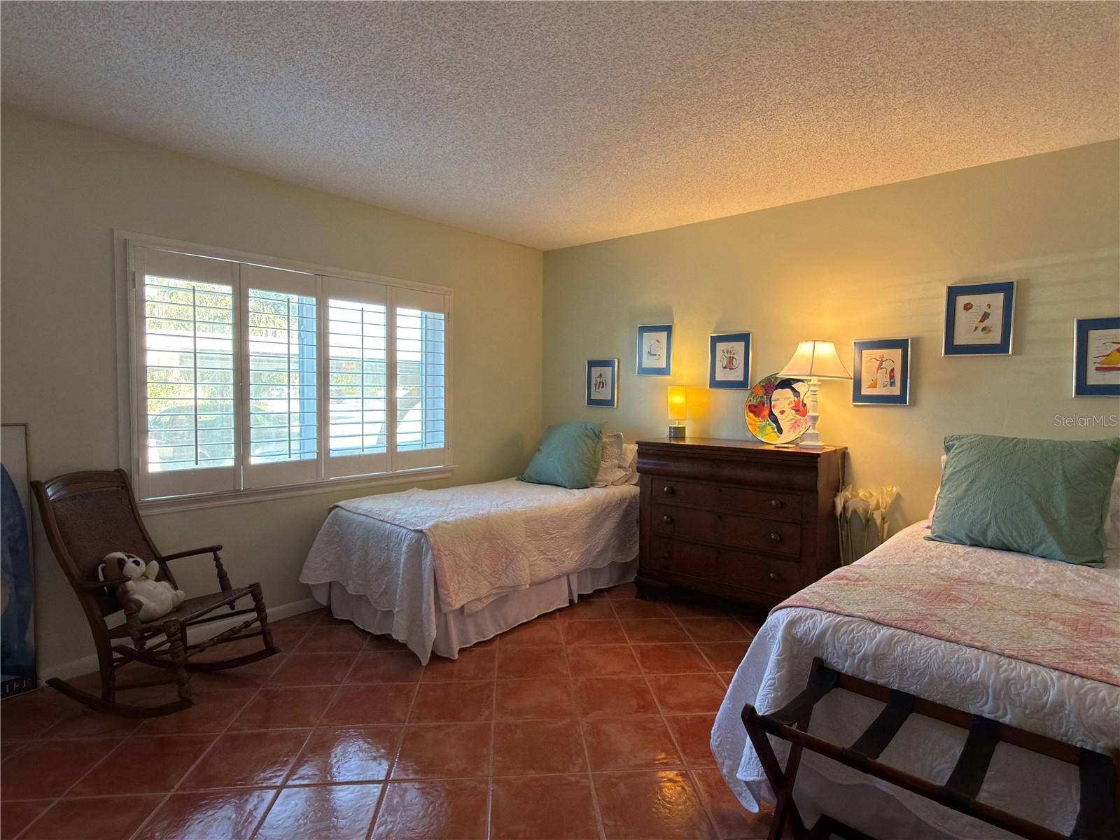 EL RIO GARDEN CONDO - Residential