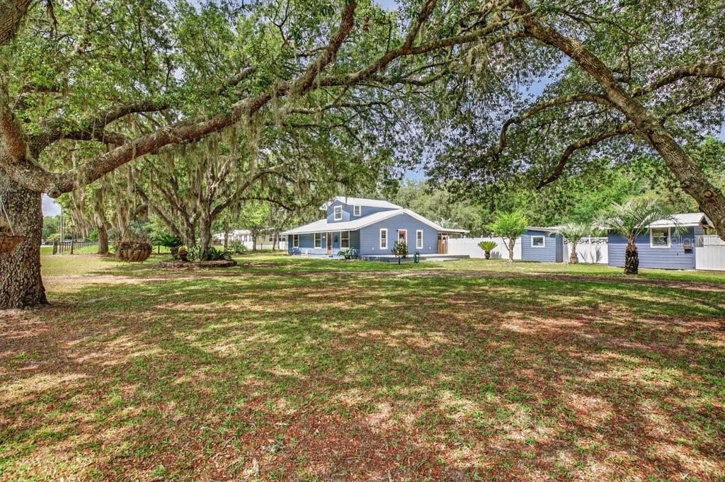 INTERLACHEN LAKES ESTATES - Residential