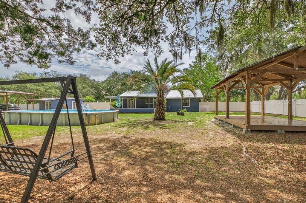 INTERLACHEN LAKES ESTATES - Residential