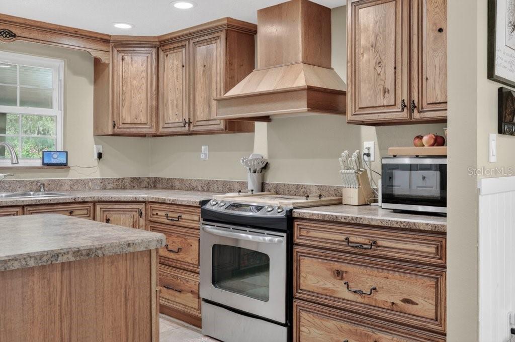 INTERLACHEN LAKES ESTATES - Residential