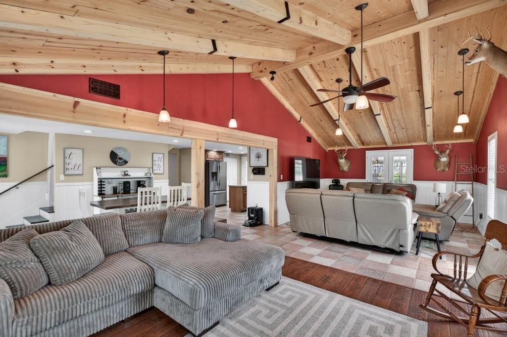 INTERLACHEN LAKES ESTATES - Residential