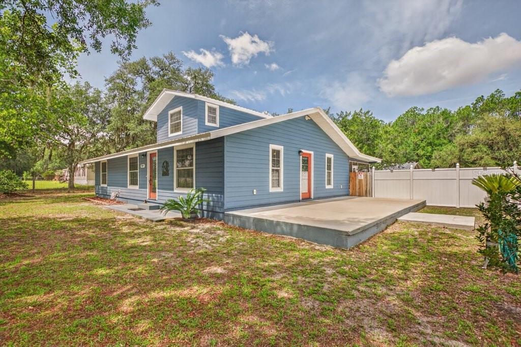 INTERLACHEN LAKES ESTATES - Residential