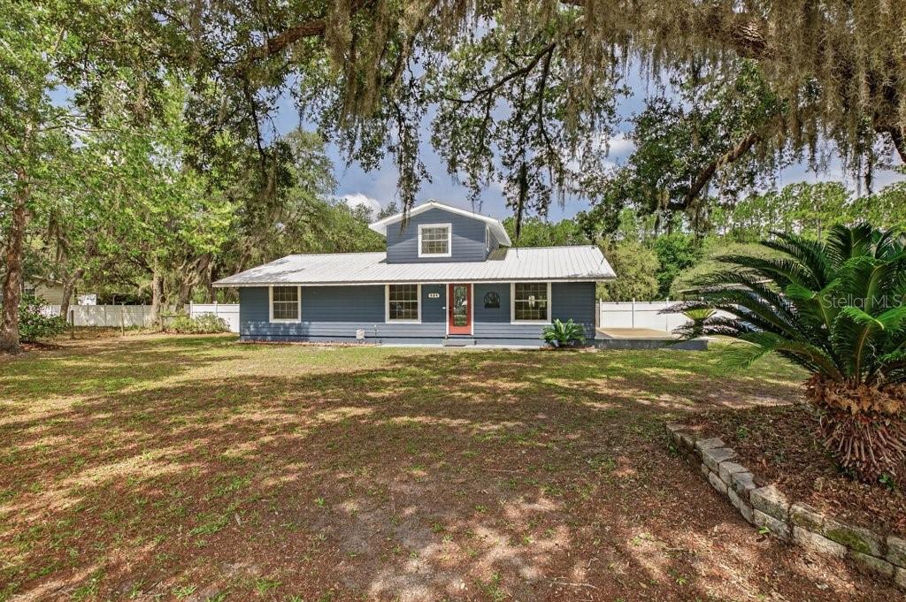 INTERLACHEN LAKES ESTATES - Residential