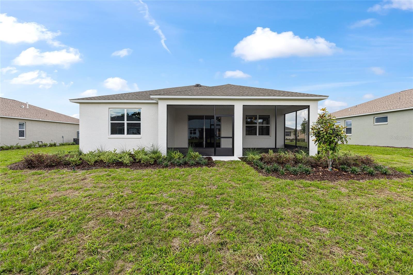 ON TOP OF THE WORLD - Residential