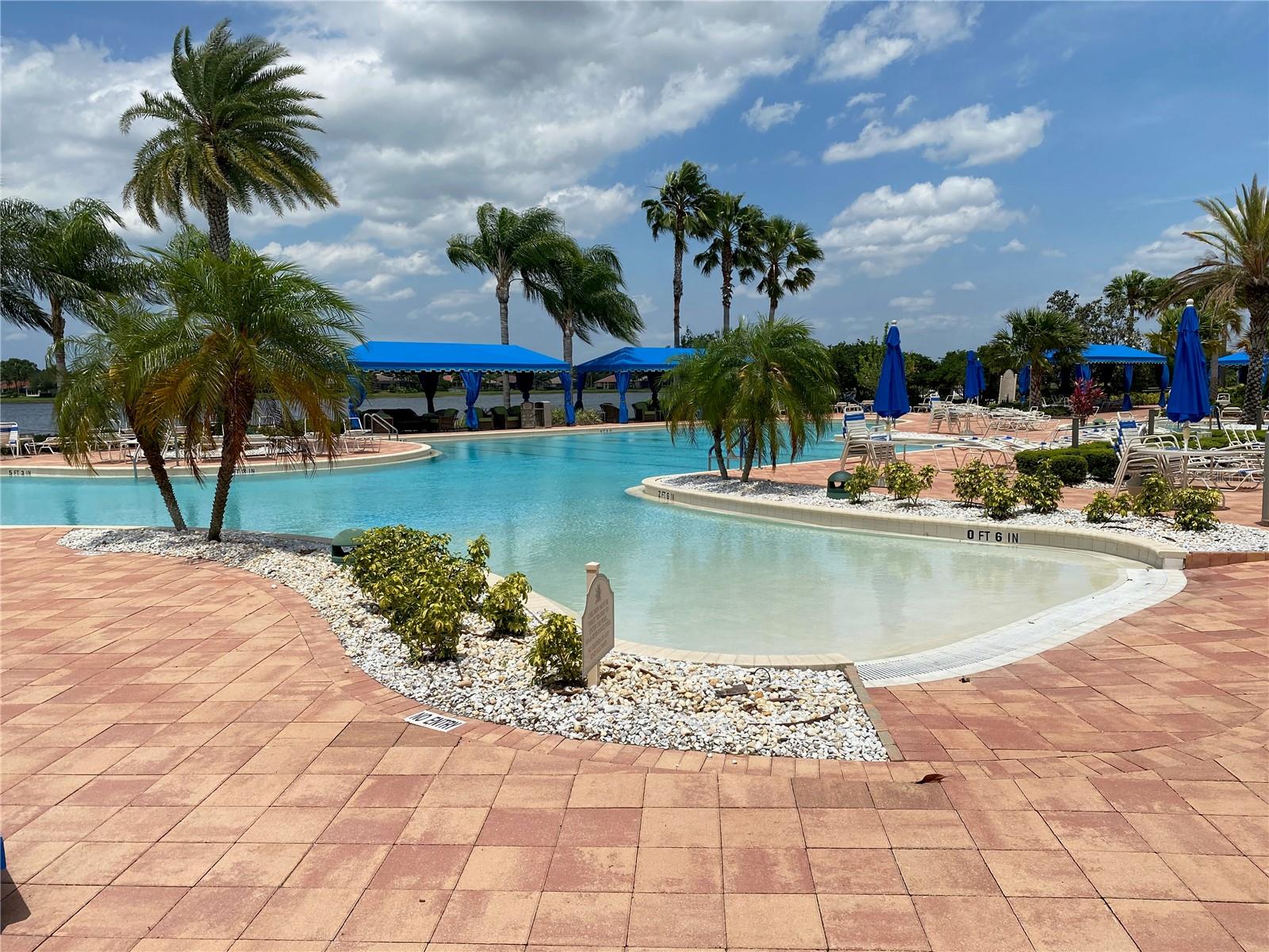 VALENCIA LAKES TR M - Residential