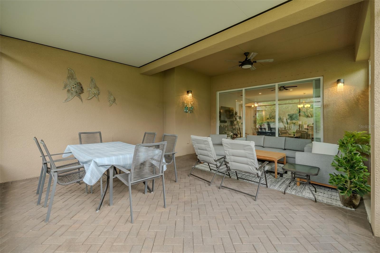 VALENCIA LAKES TR M - Residential
