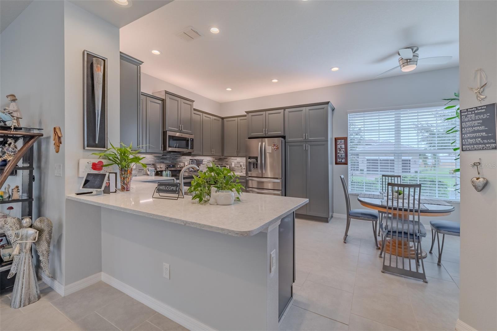 VALENCIA LAKES TR M - Residential