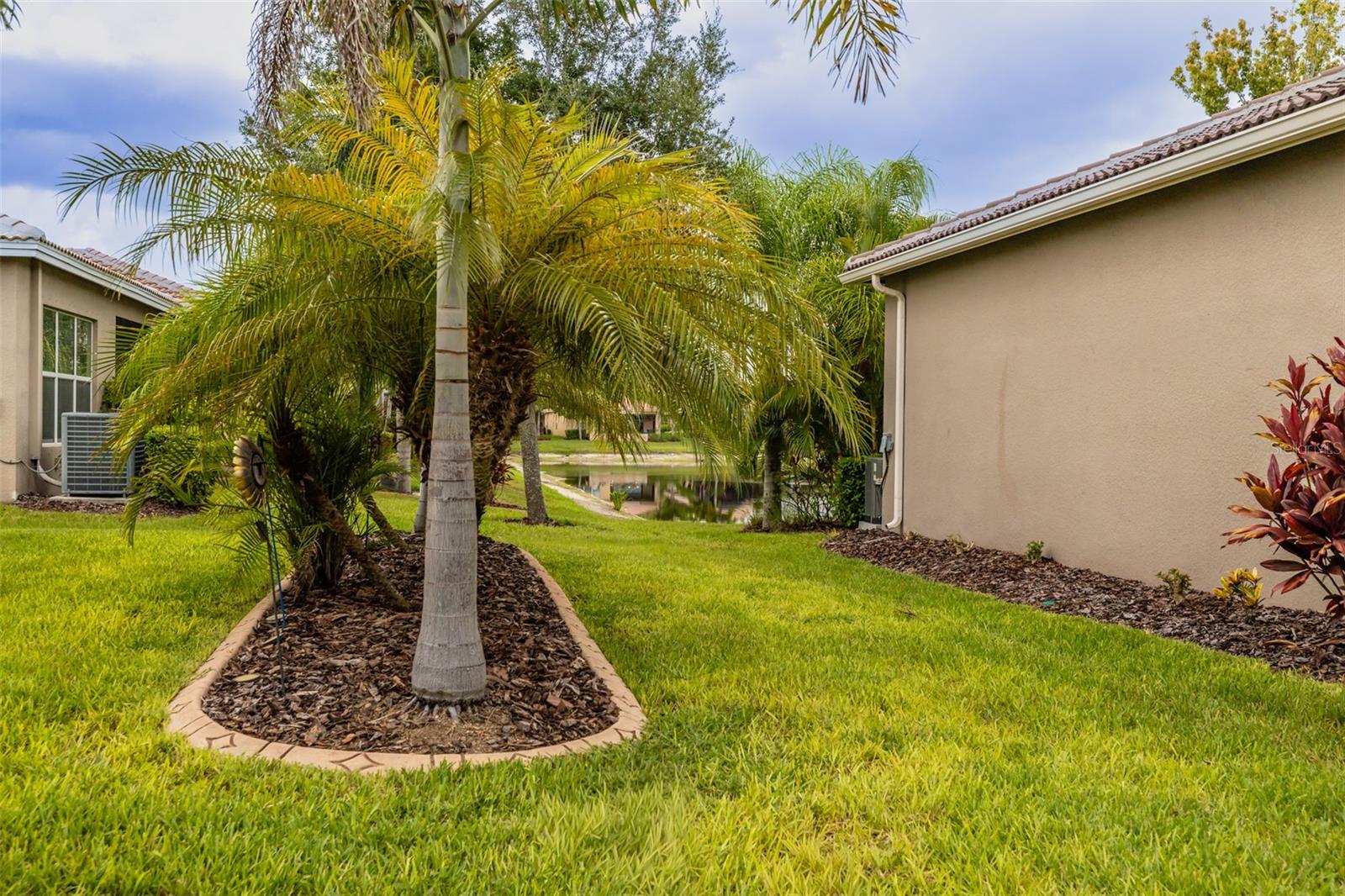 VALENCIA LAKES TR M - Residential