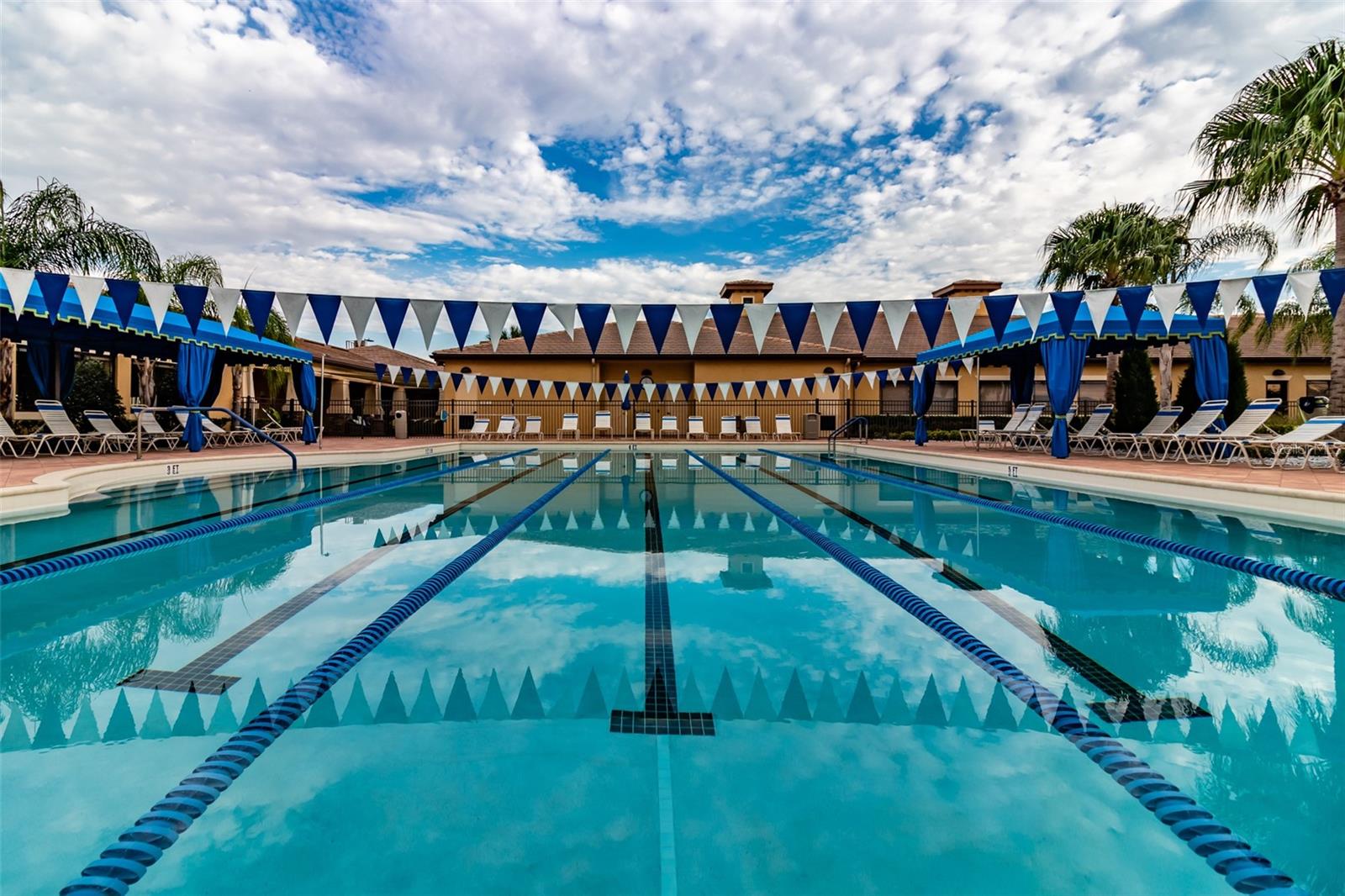 VALENCIA LAKES TR M - Residential