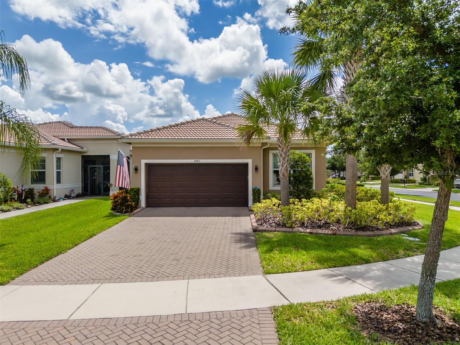 VALENCIA LAKES TR M - Residential