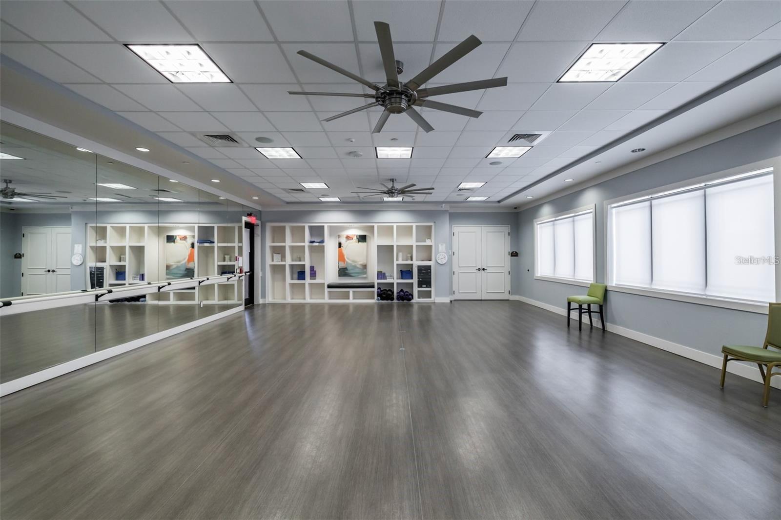 VALENCIA LAKES TR M - Residential