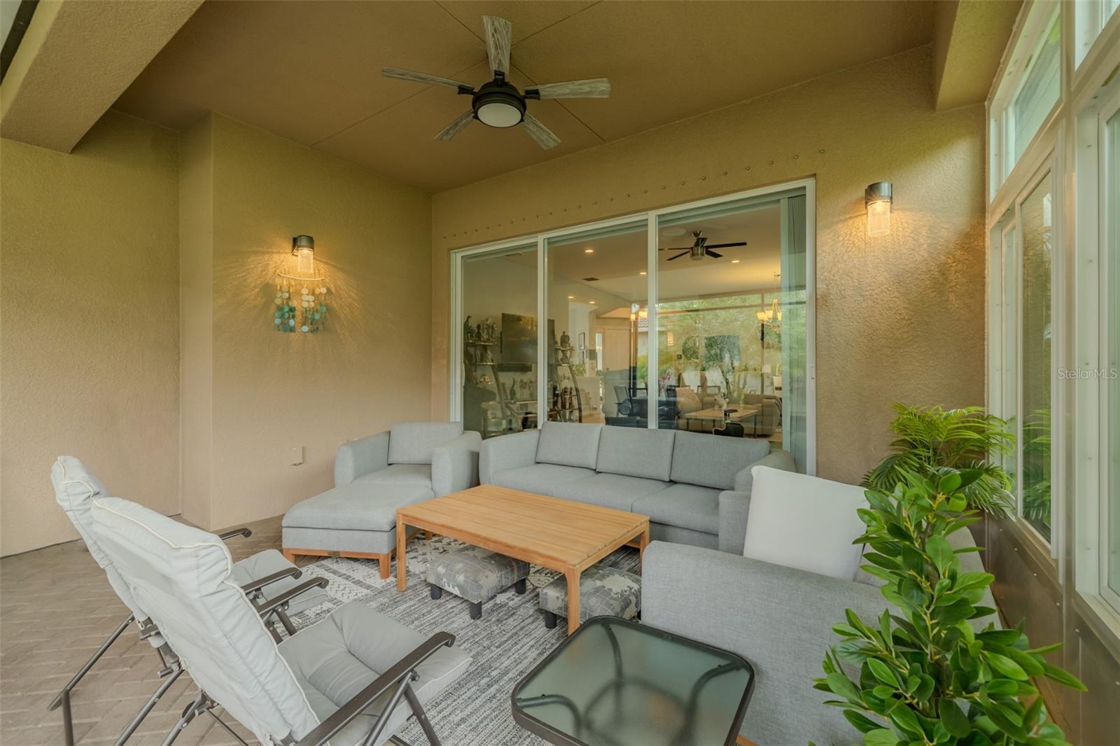 VALENCIA LAKES TR M - Residential