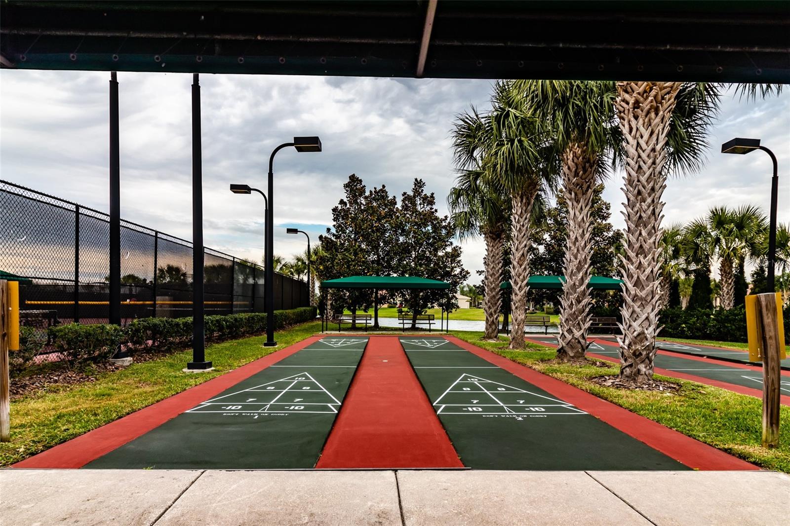 VALENCIA LAKES TR M - Residential