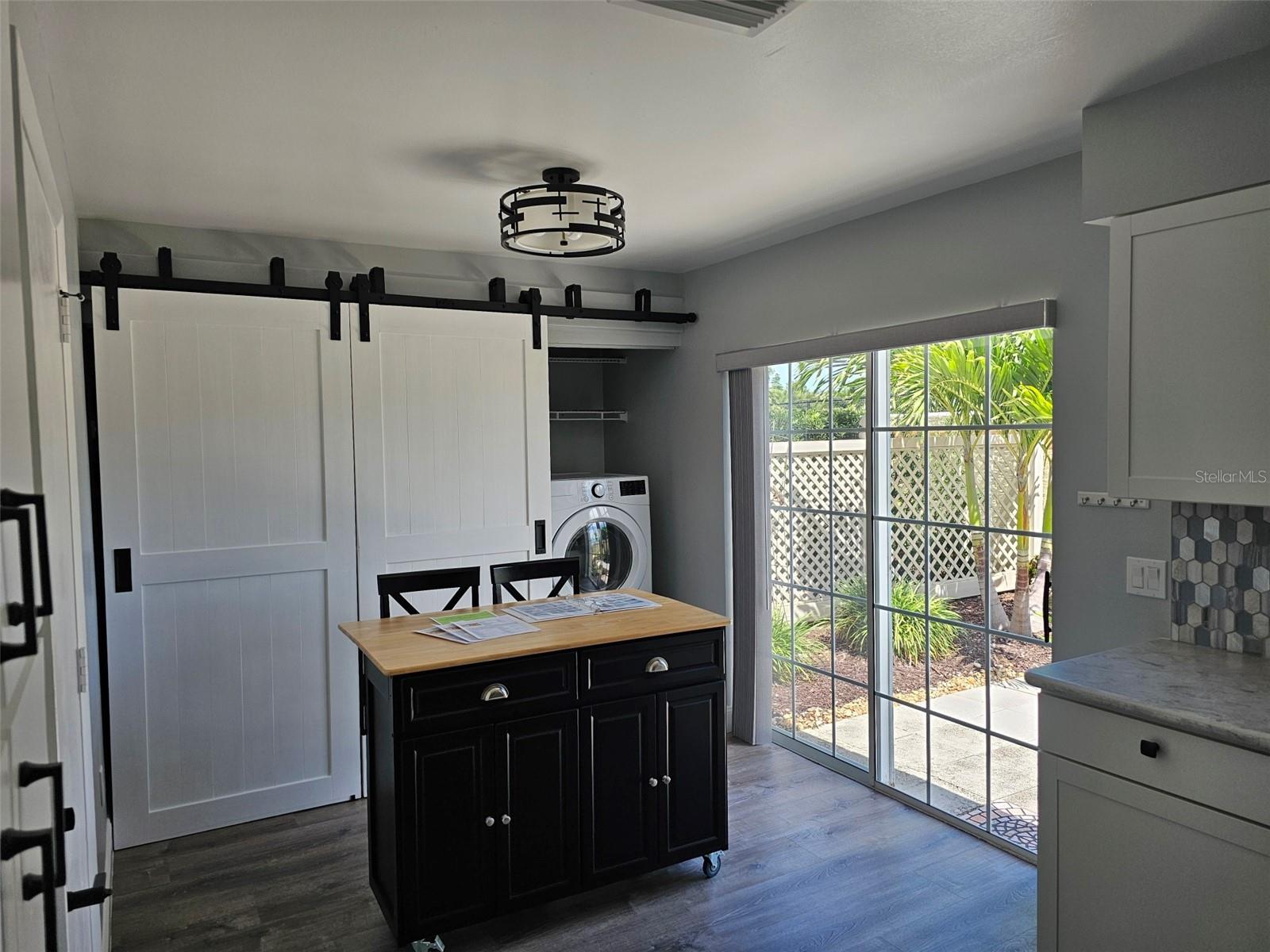 LAKEBRIDGE PH II & III - Residential Lease