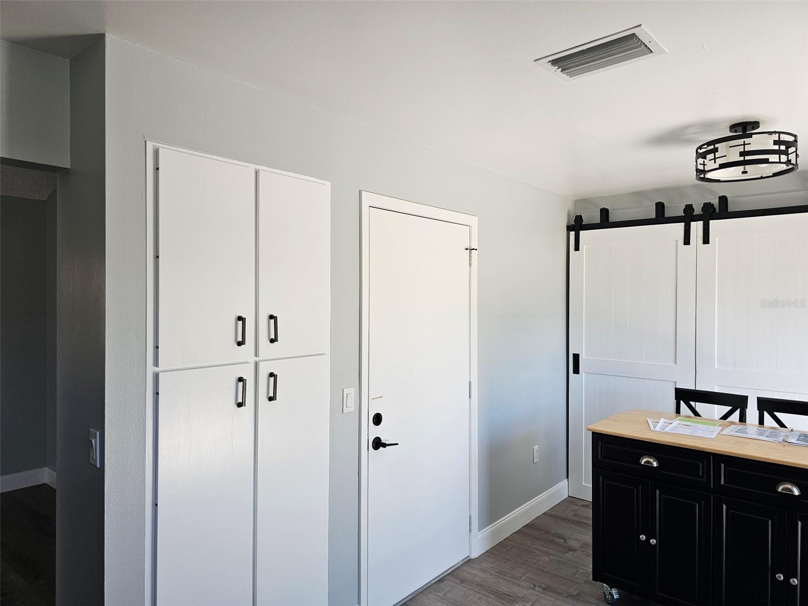 LAKEBRIDGE PH II & III - Residential Lease