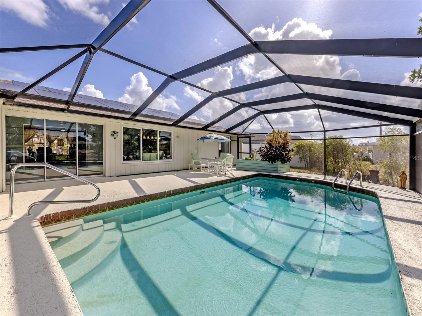 VENICE GARDENS - Residential