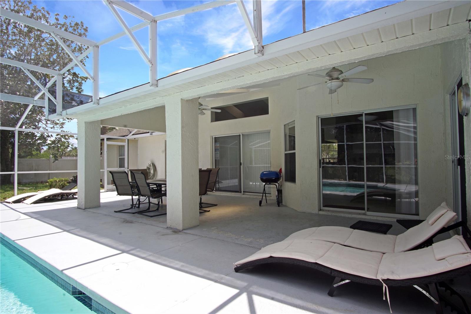 LOMA LINDA PH 02 - Residential Lease