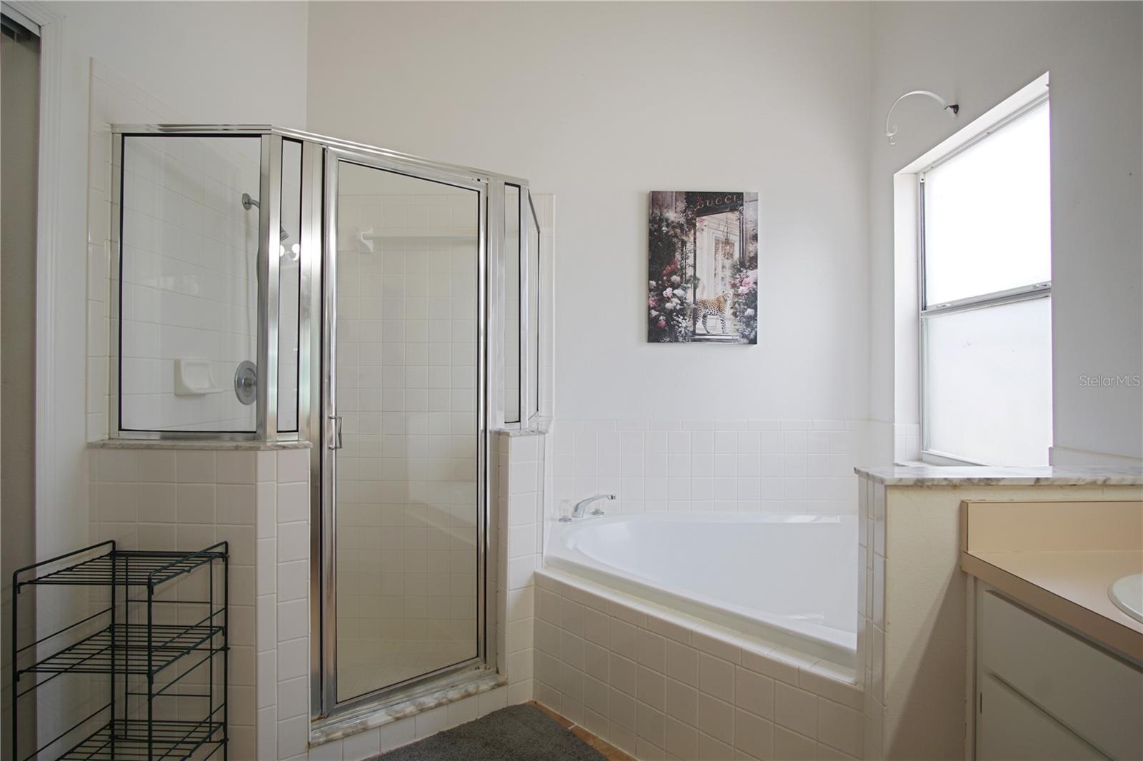 LOMA LINDA PH 02 - Residential Lease