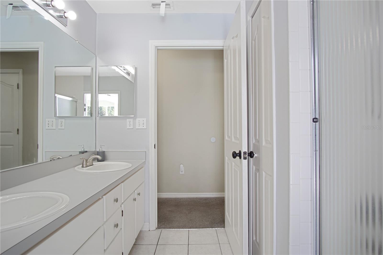 LOMA LINDA PH 02 - Residential Lease