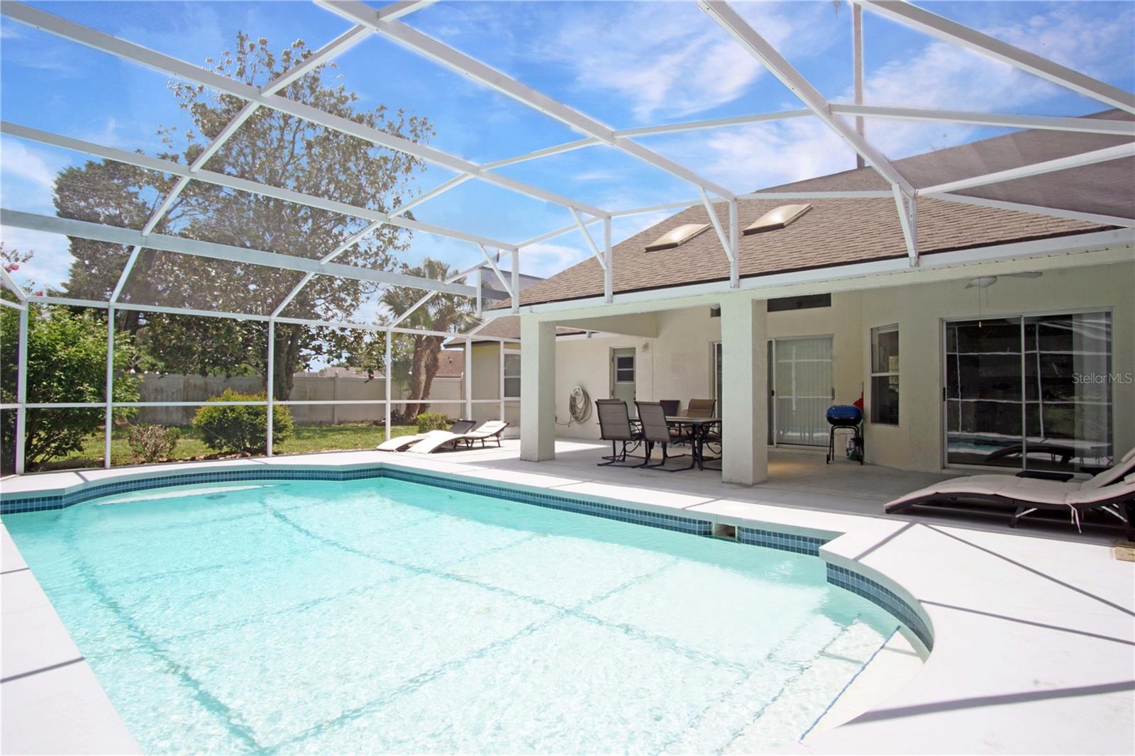 LOMA LINDA PH 02 - Residential Lease