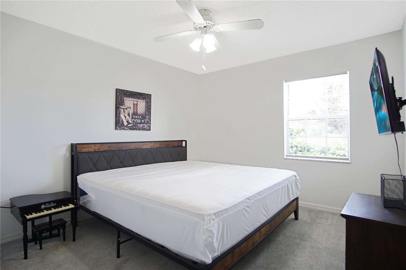 LOMA LINDA PH 02 - Residential Lease