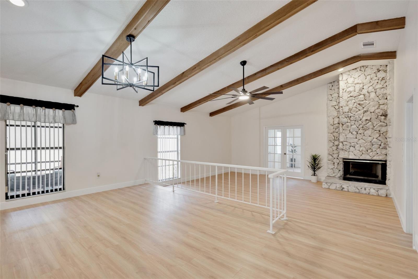 WEDGEWOOD TENNIS VILLAS - Residential