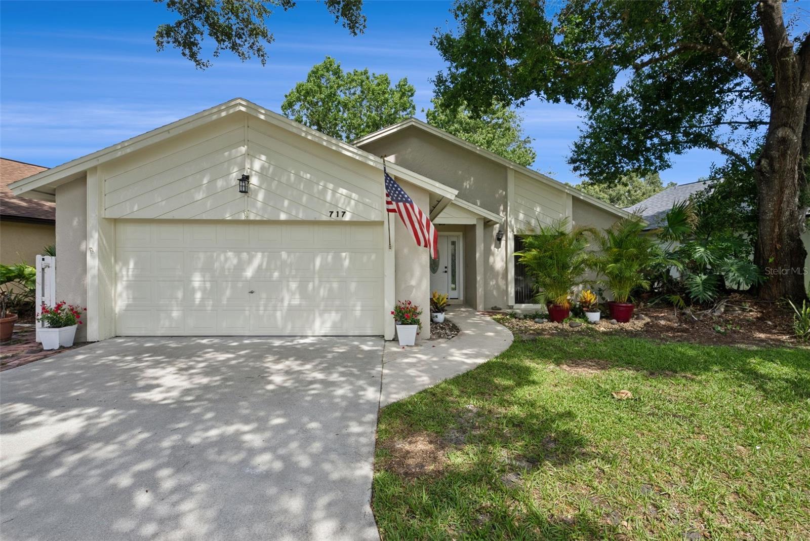 WEDGEWOOD TENNIS VILLAS - Residential