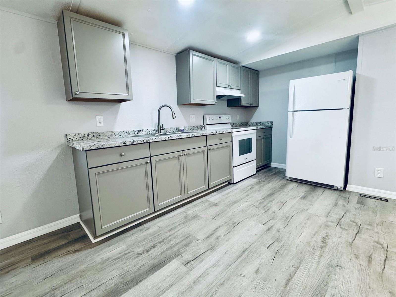OAKRIDGE HEIGHTS - Residential