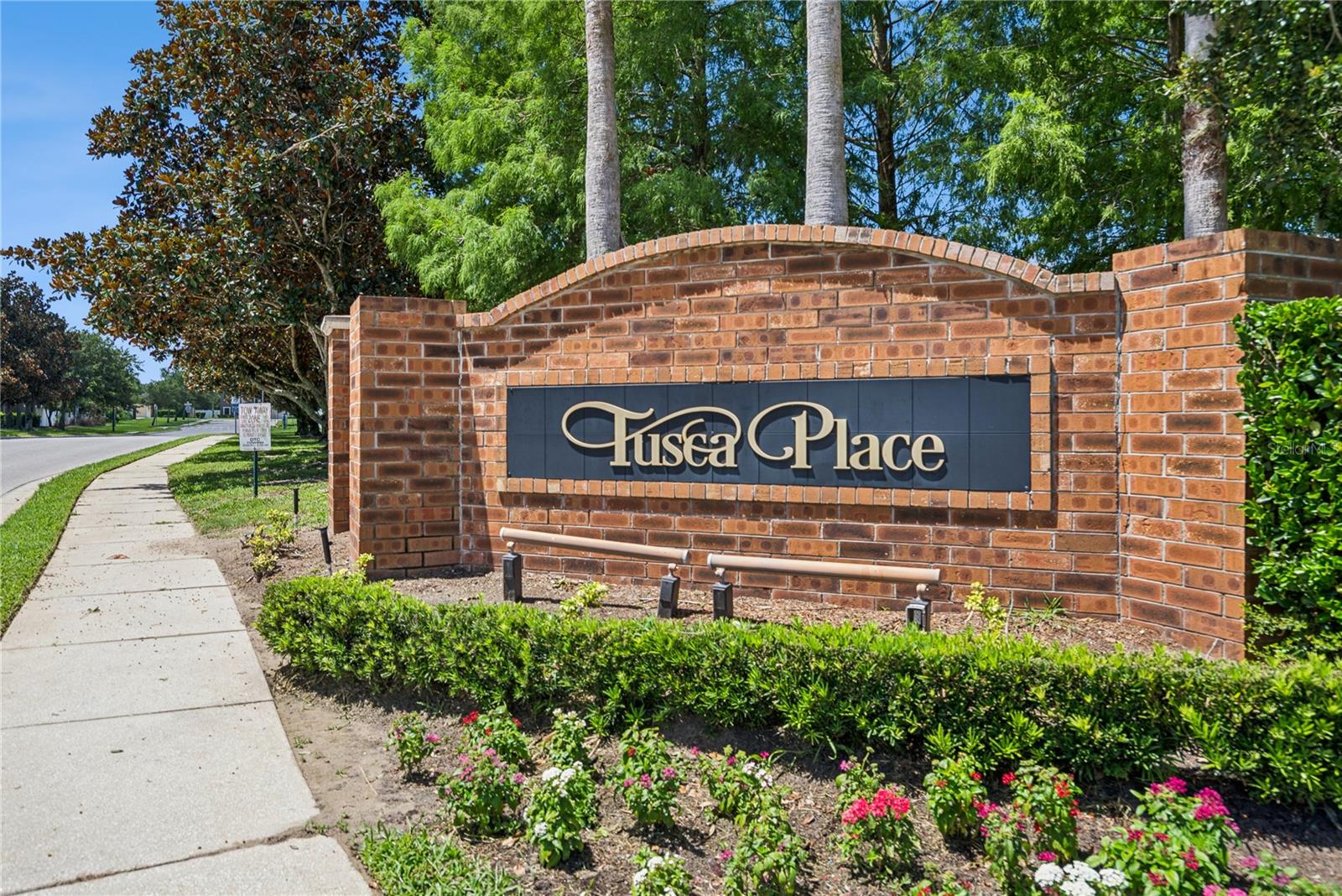 TUSCA PLACE SOUTH - Residential