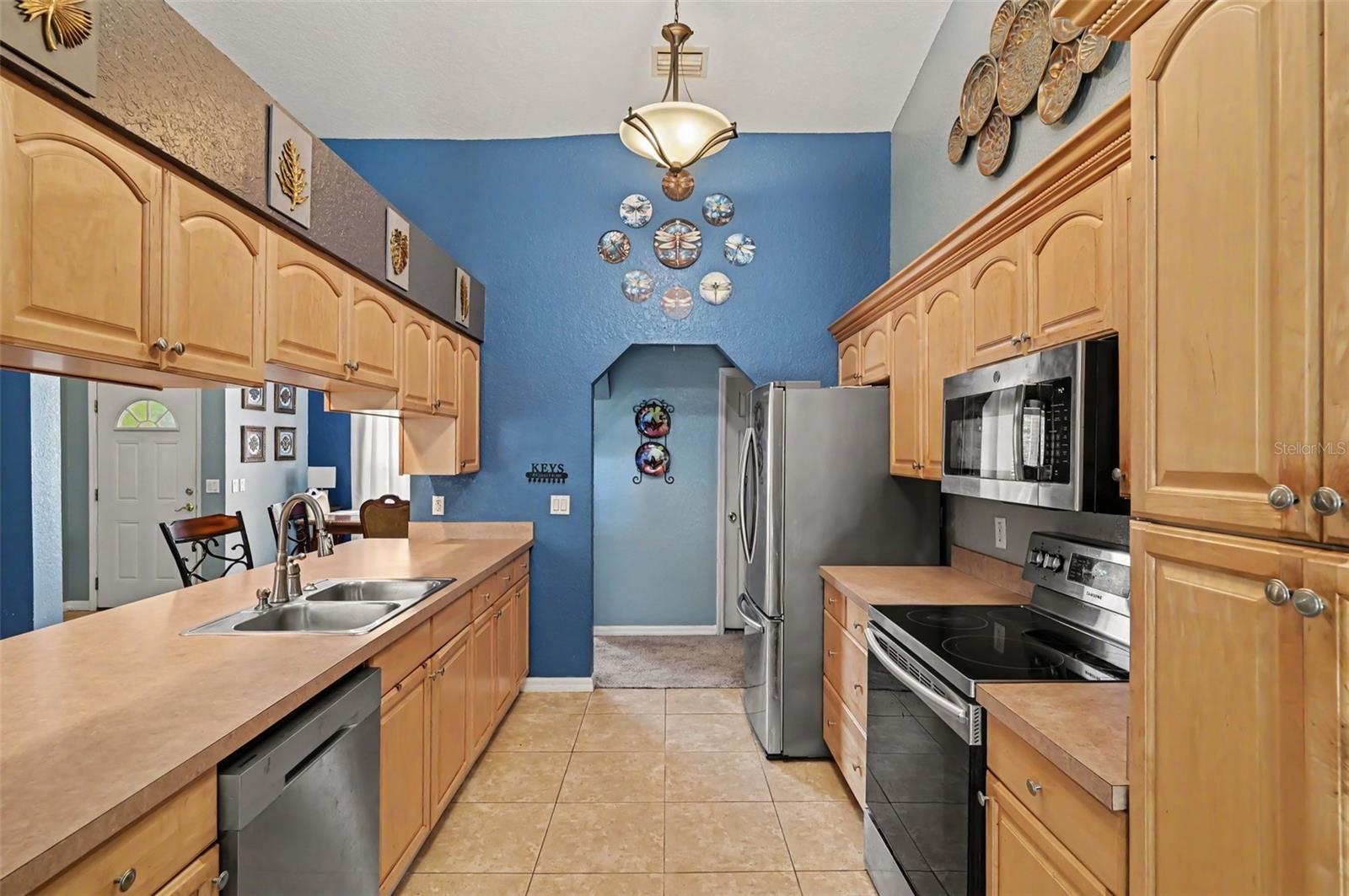 PLANTATION ESTATES UNIT 18 - Residential