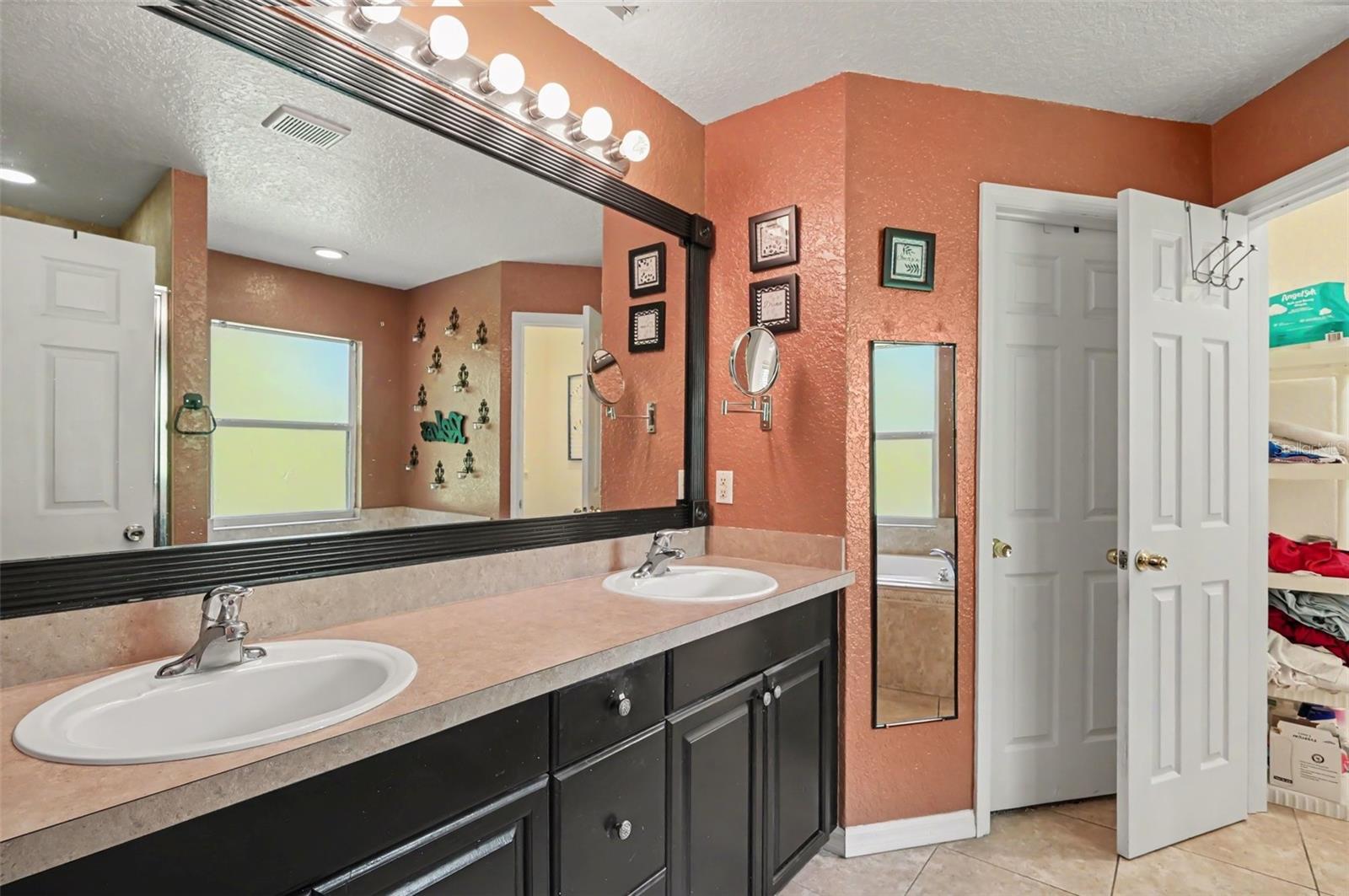 PLANTATION ESTATES UNIT 18 - Residential