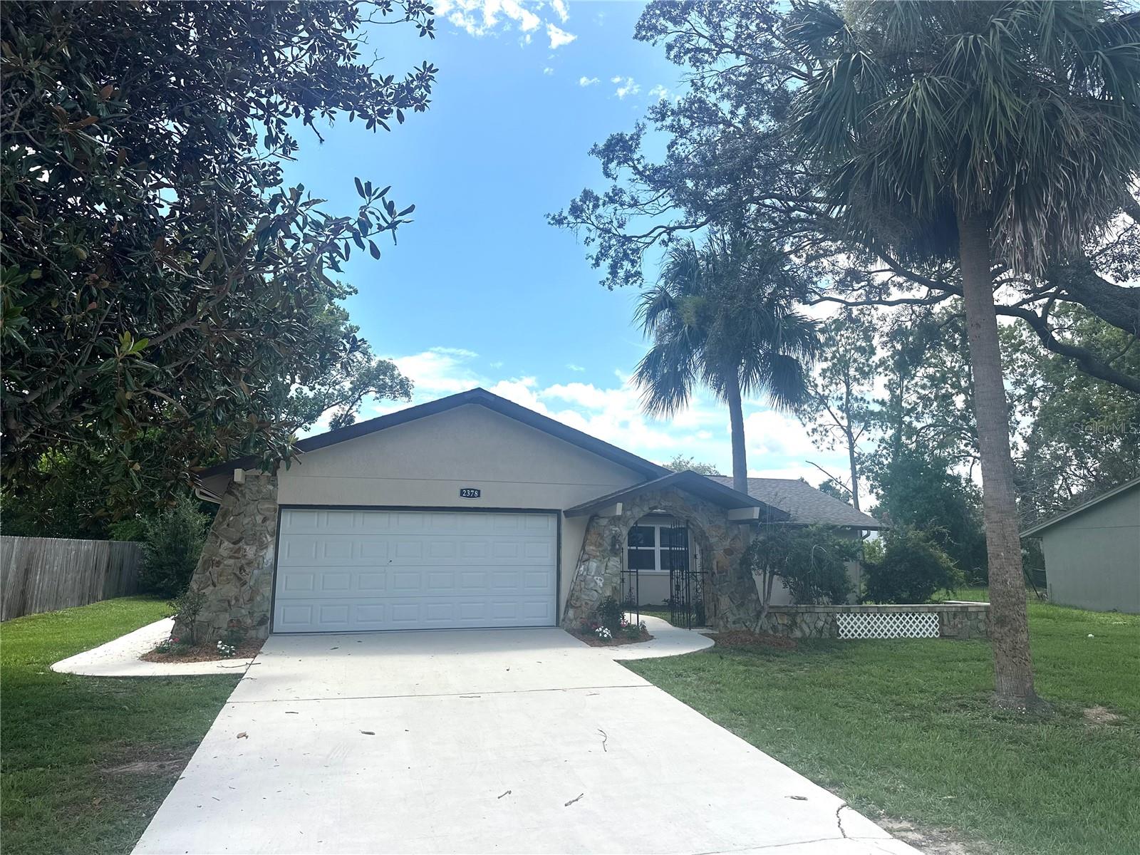 SPRING HILL - Residential