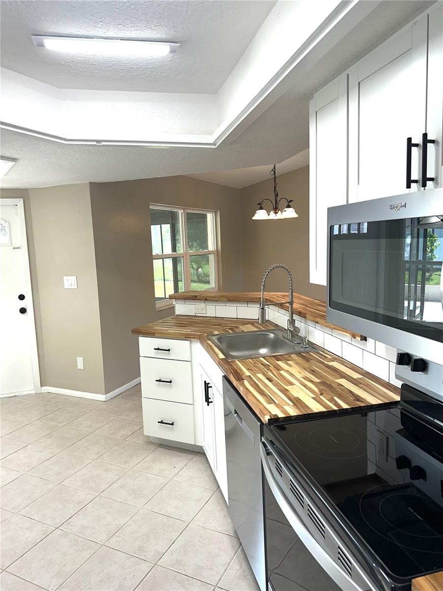 SPRING HILL - Residential
