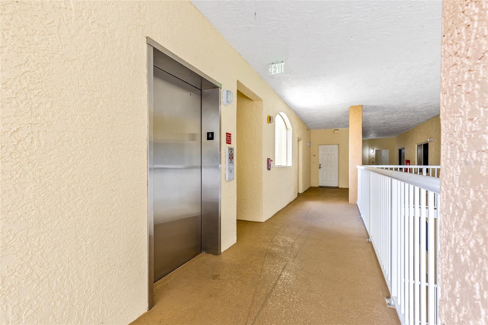 PROMENADE PH 01 - Residential