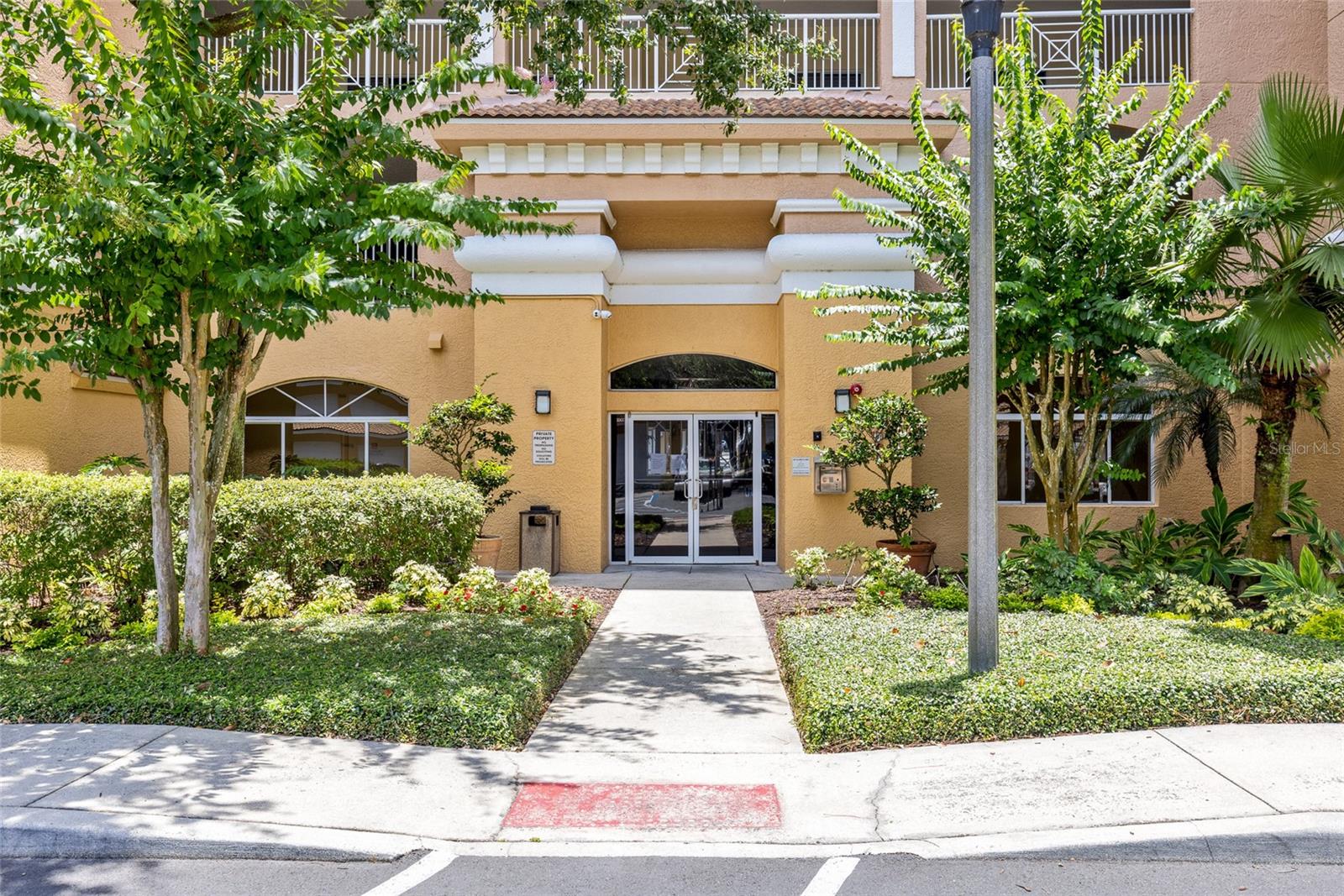 PROMENADE PH 01 - Residential
