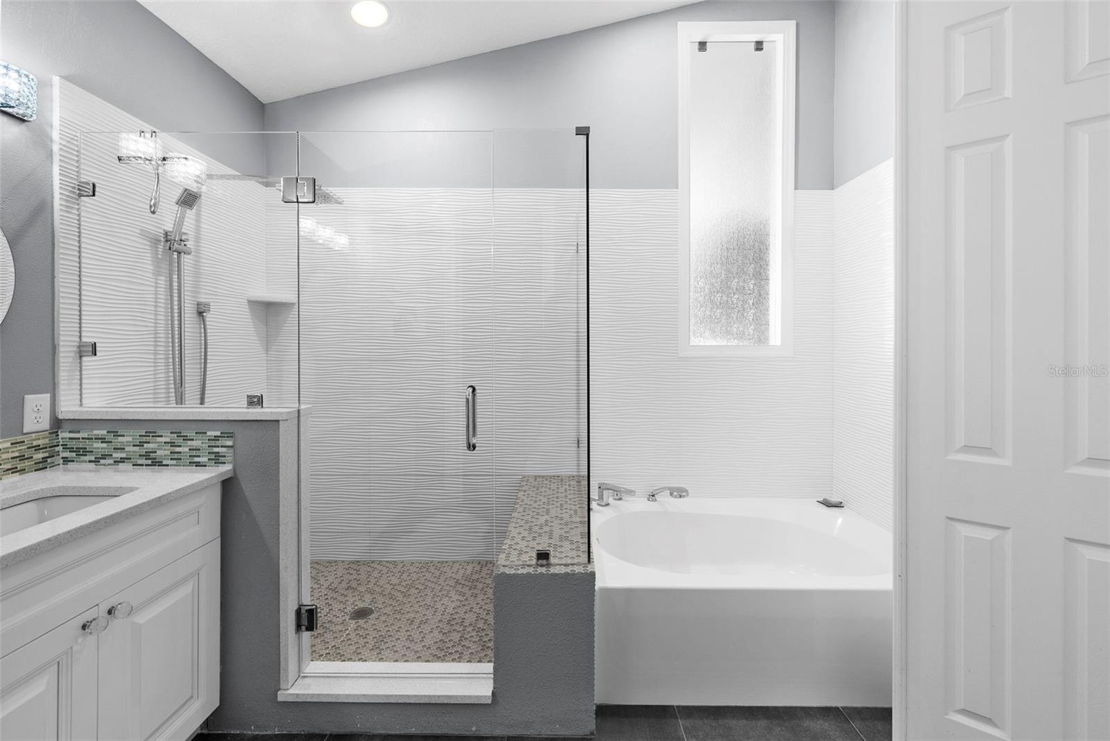 BANYAN BAY AT RUTLAND - Residential