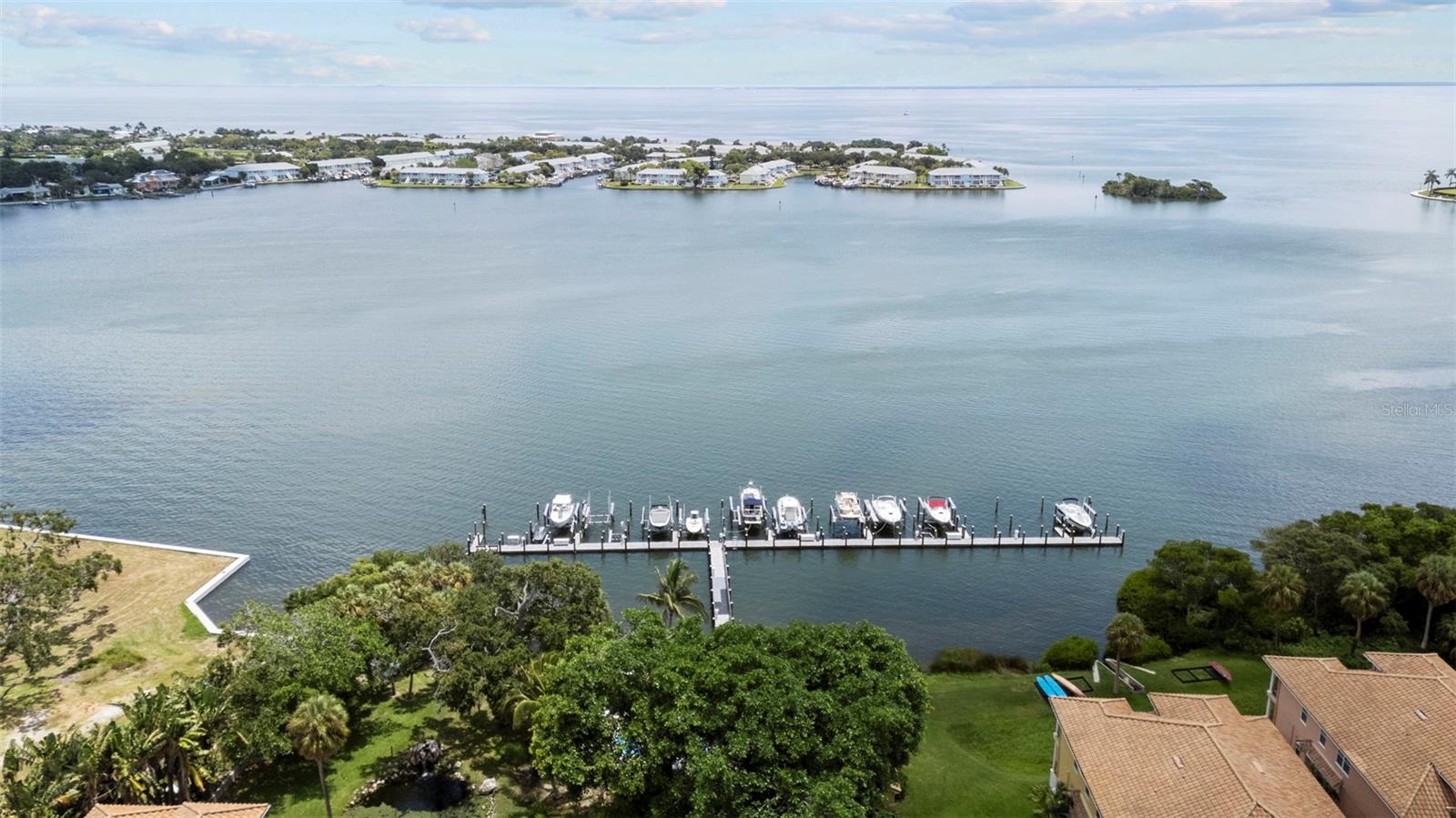 BANYAN BAY AT RUTLAND - Residential