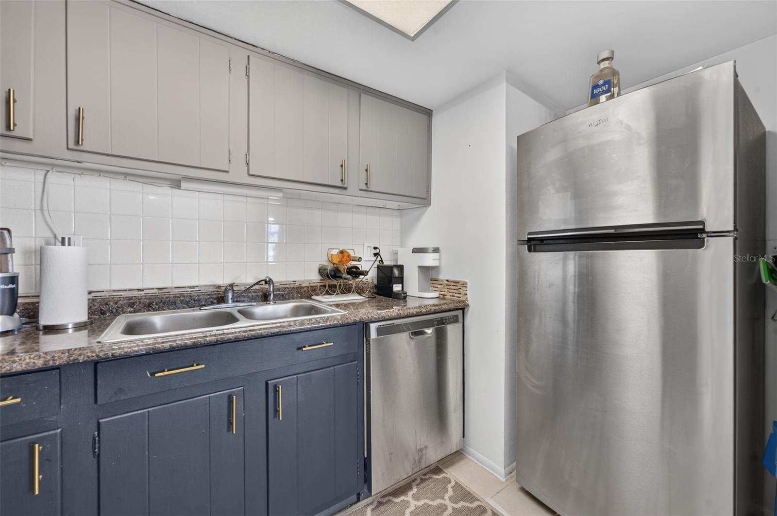 KNOWLES MANOR NORTH CONDO - Residential