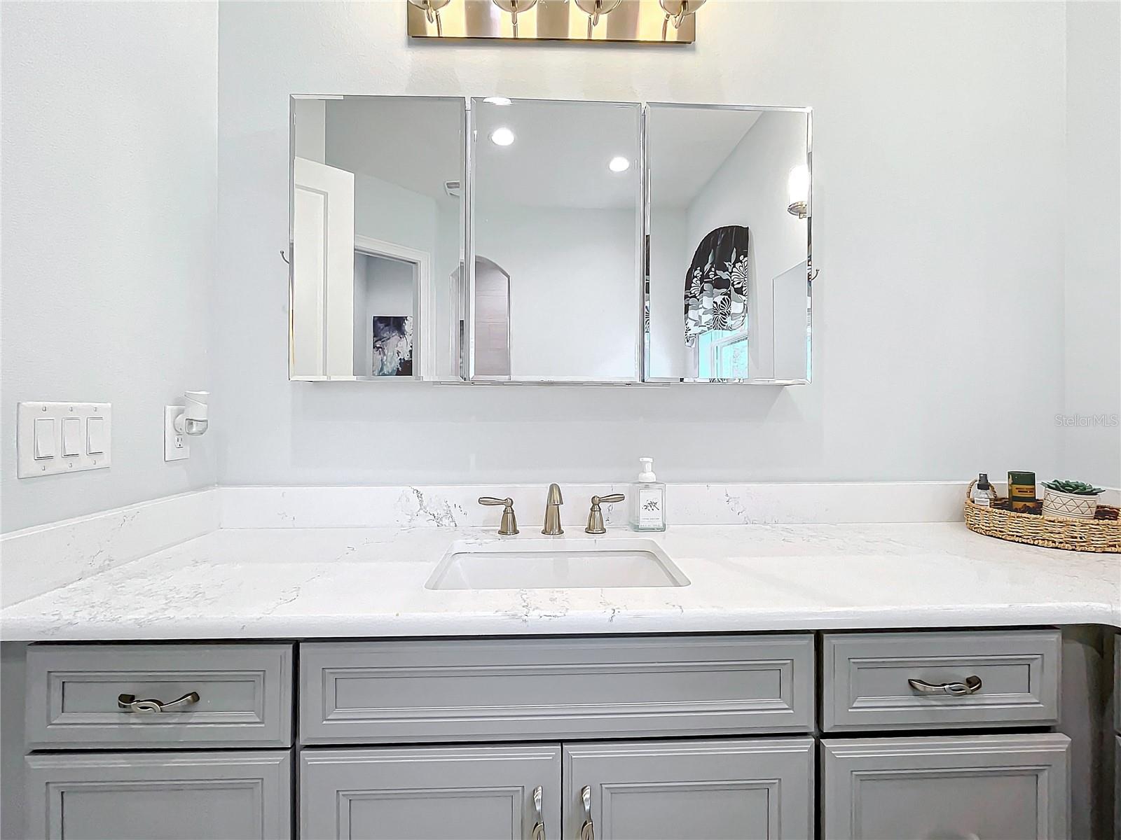 WOLFHEAD RDG - Residential