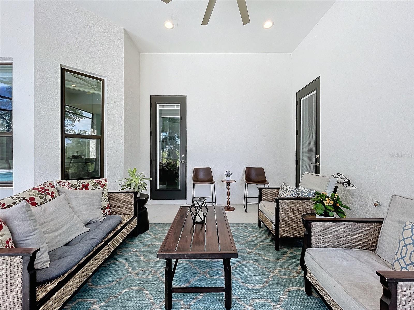 WOLFHEAD RDG - Residential