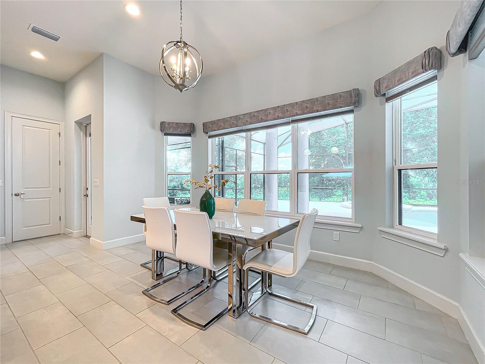 WOLFHEAD RDG - Residential