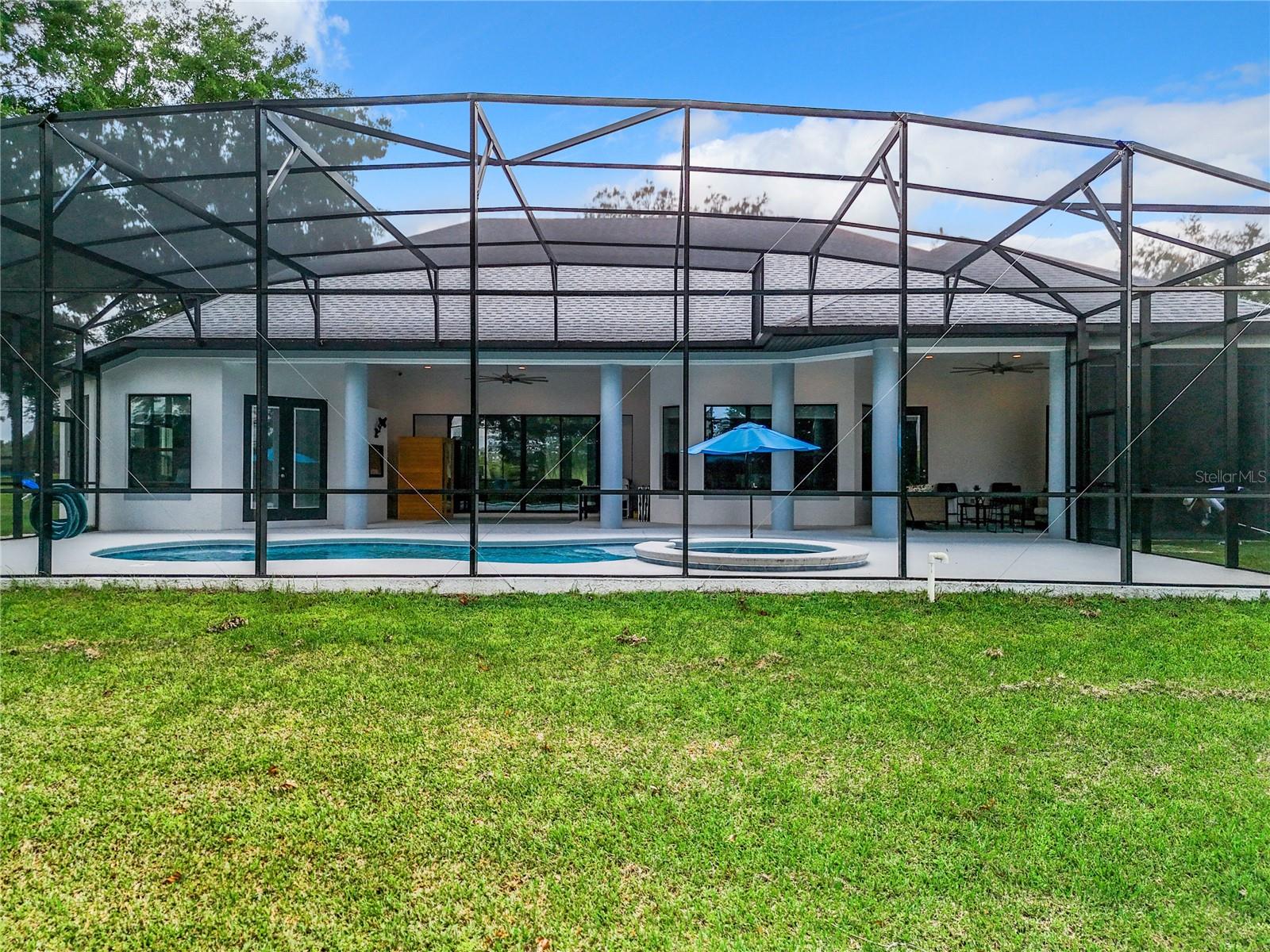 WOLFHEAD RDG - Residential