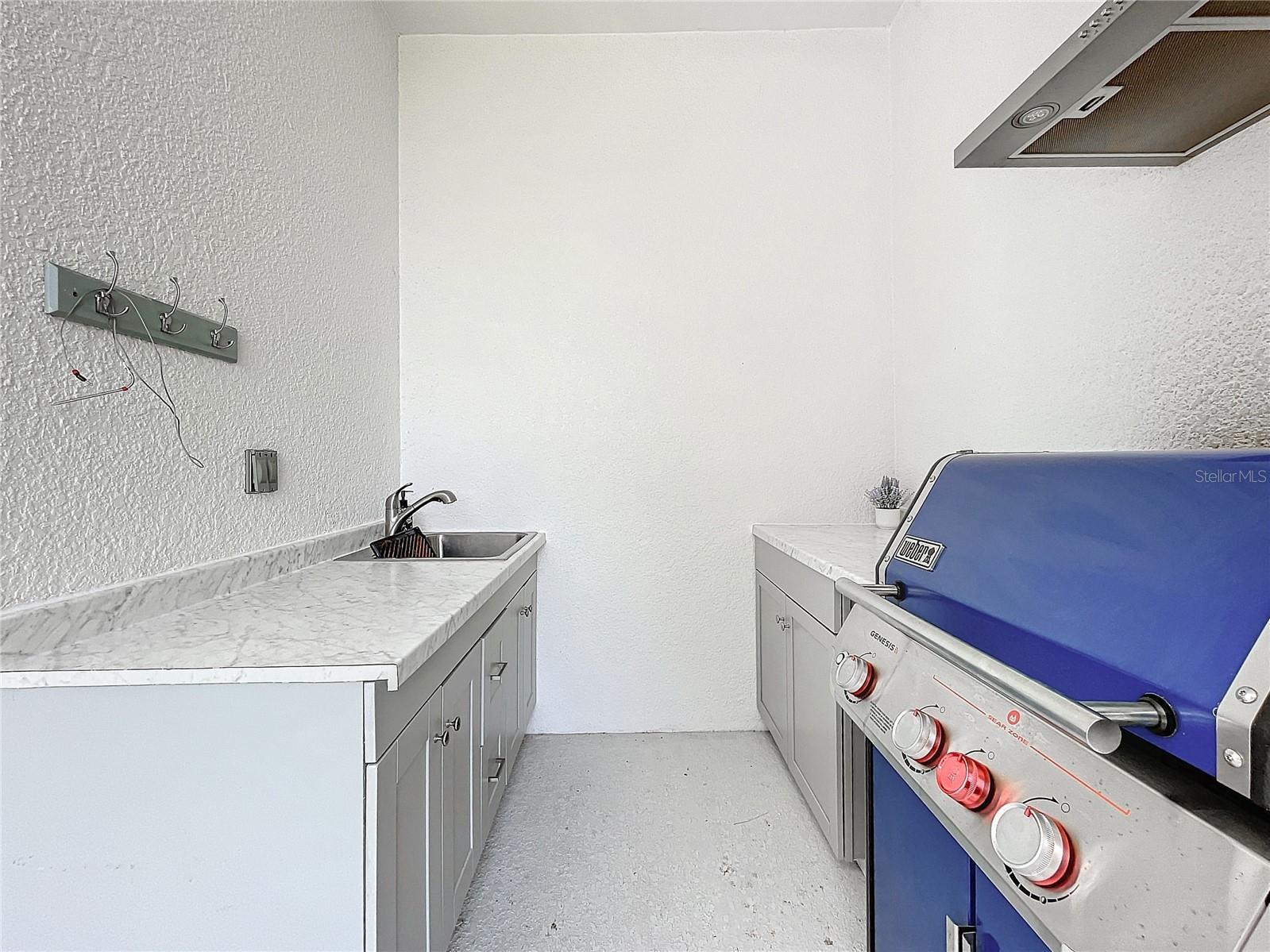 WOLFHEAD RDG - Residential