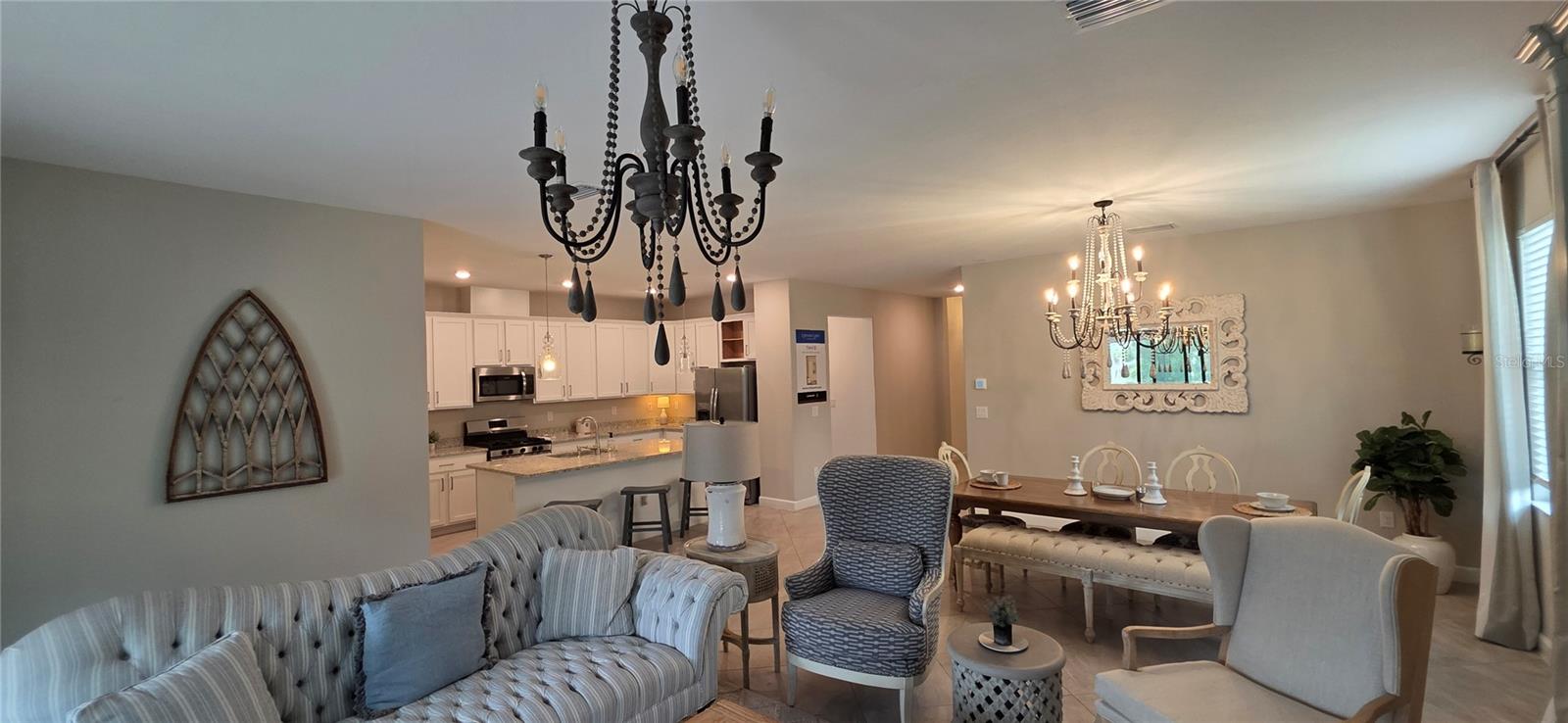 LORRAINE LAKES PH I - Residential