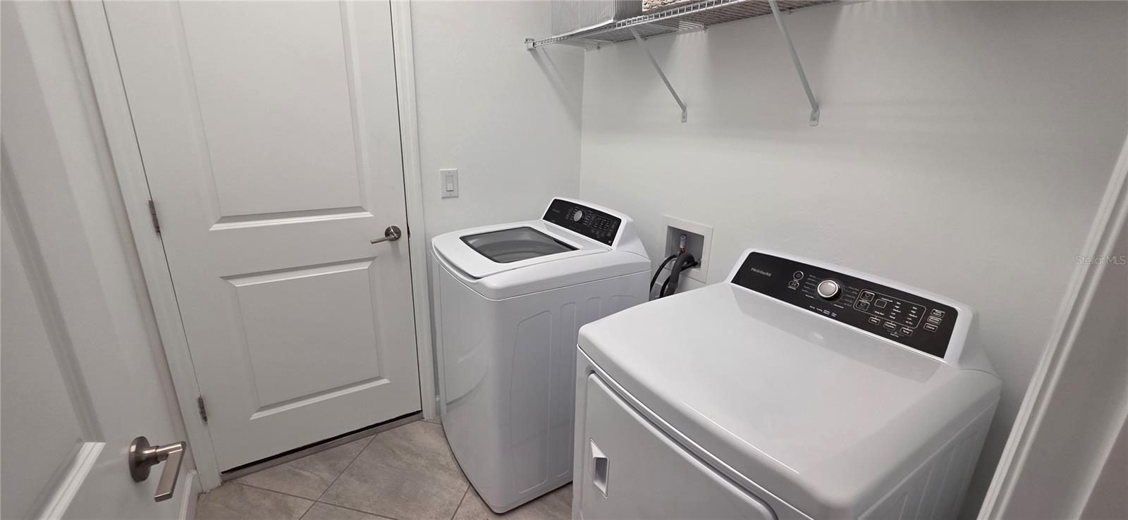 LORRAINE LAKES PH I - Residential