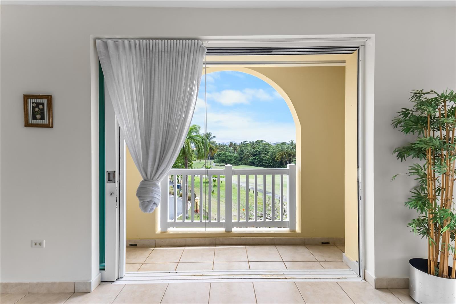 THE MARBELLA CLUB - Residential