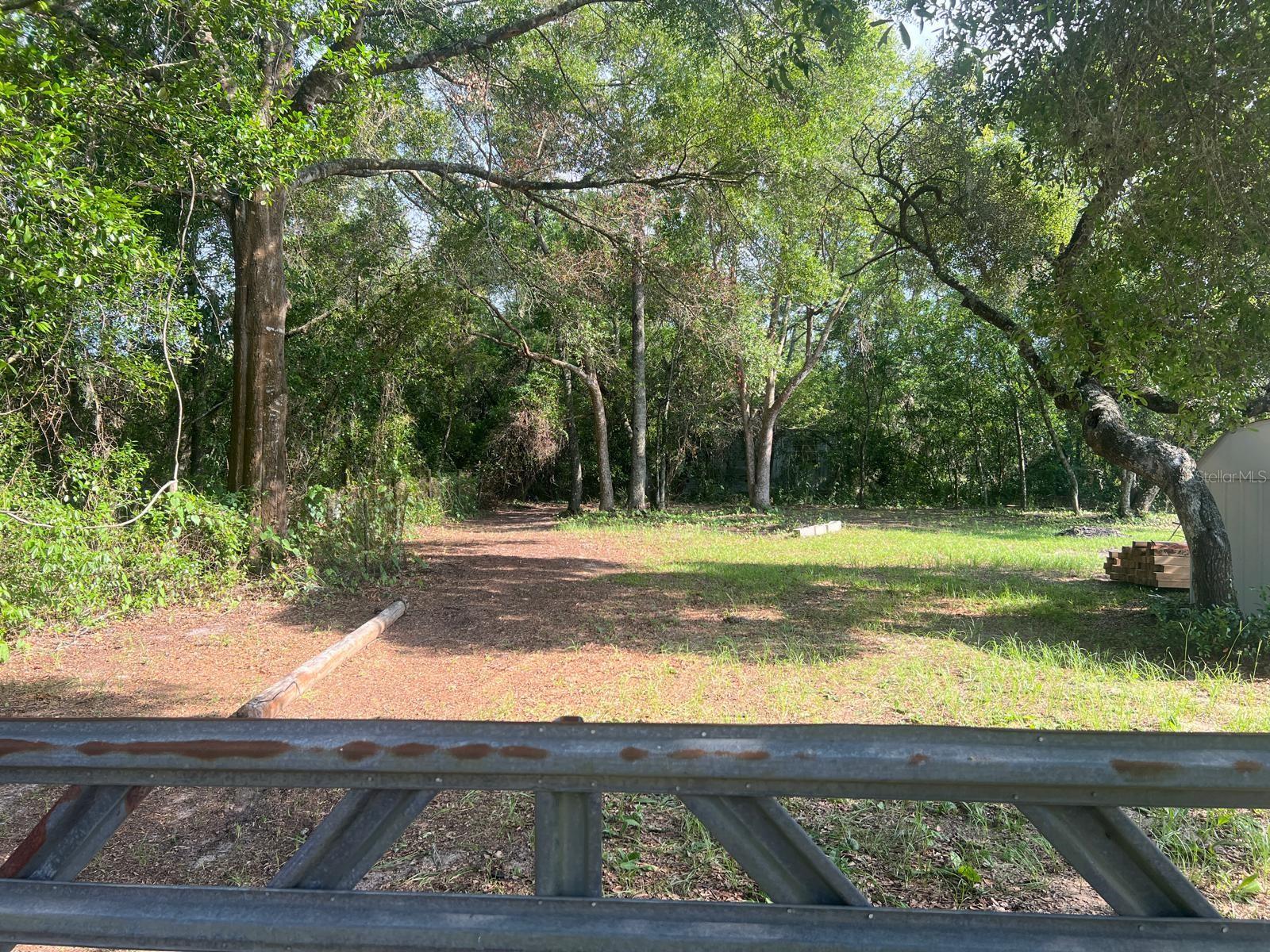 BIG SCRUB CAMPSITES - Residential