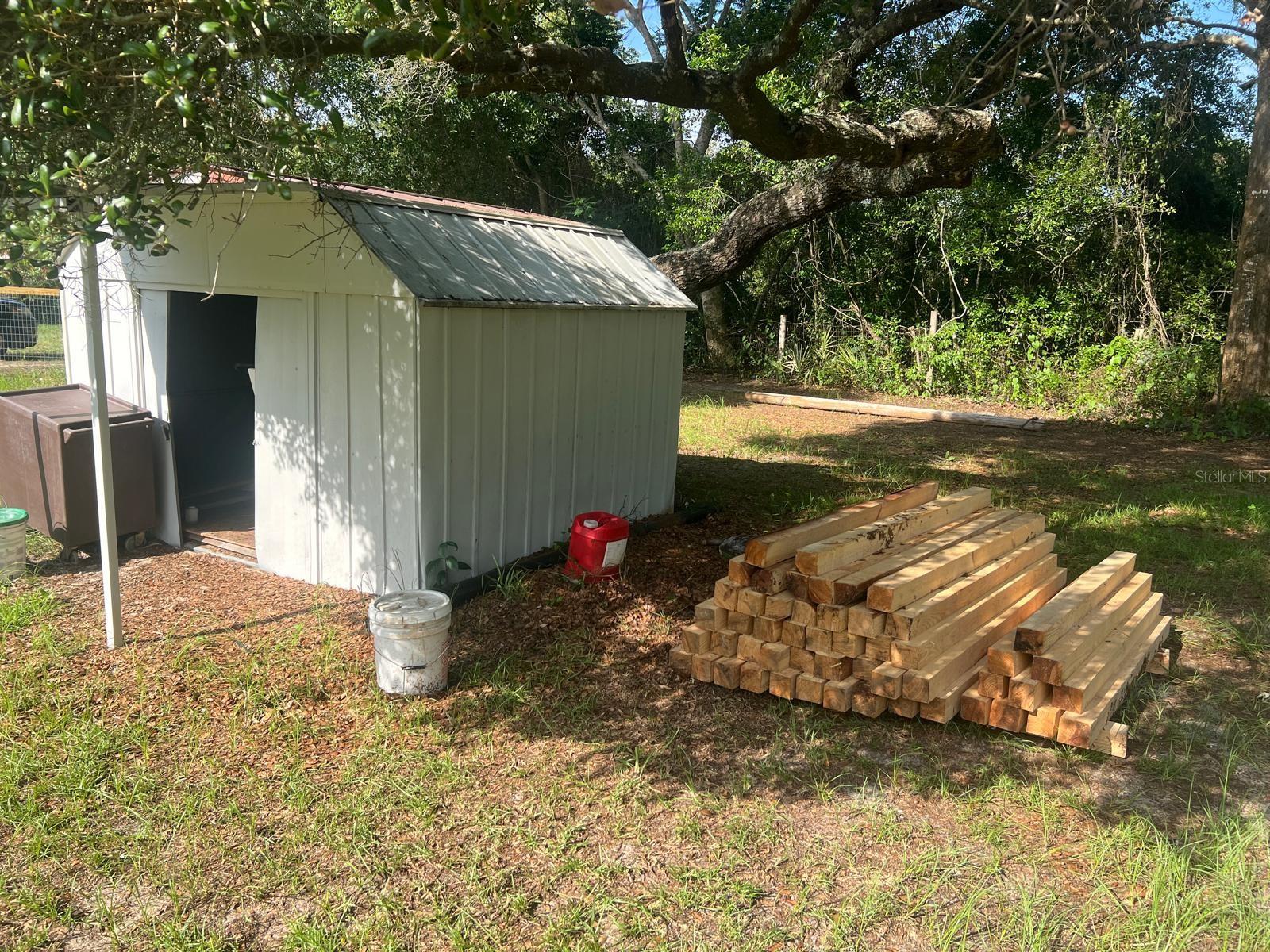 BIG SCRUB CAMPSITES - Residential