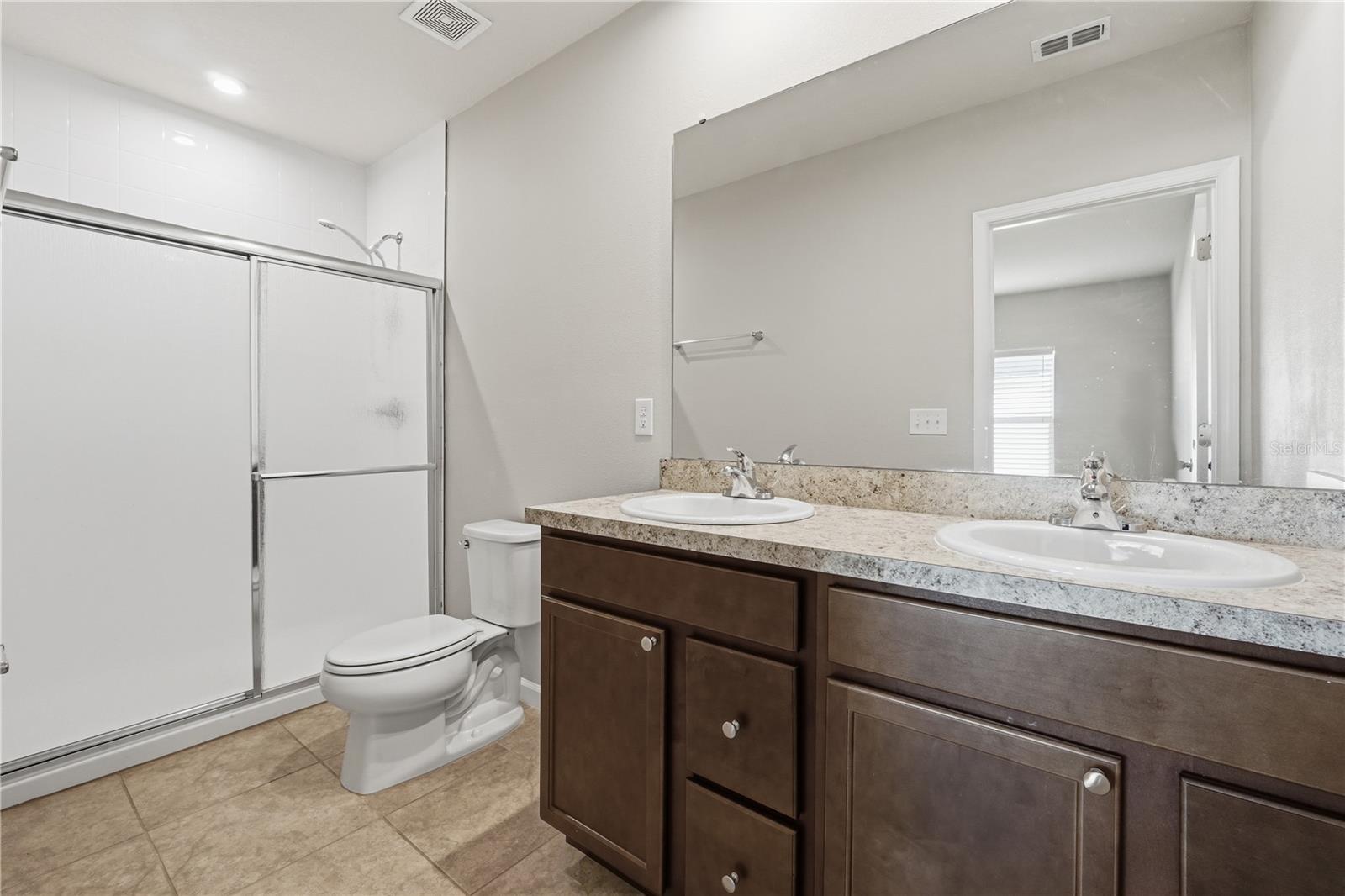 GRACELYN GROVE PH 1 - Residential Lease